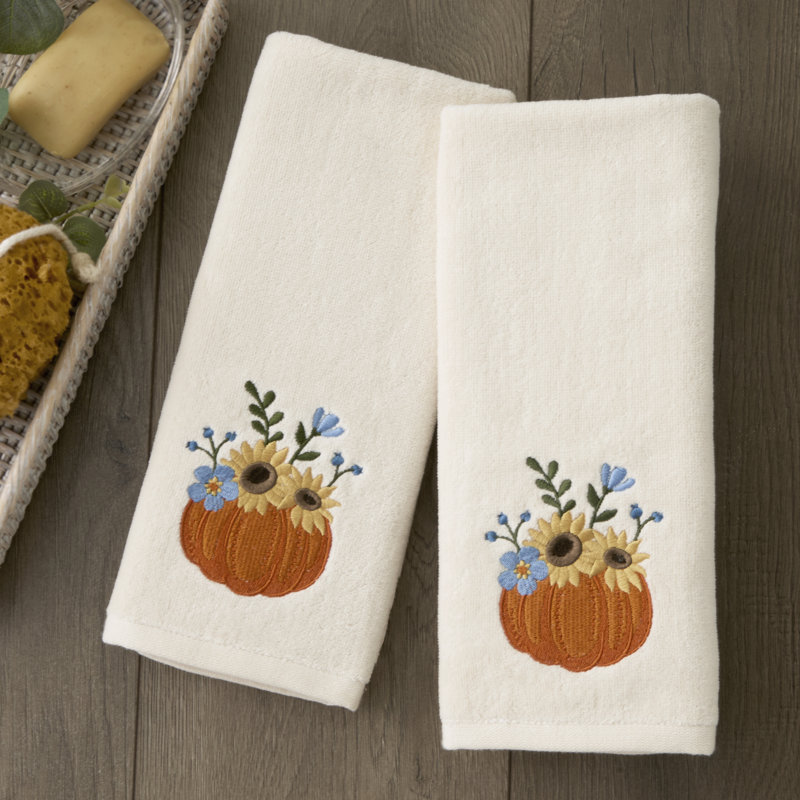PUMPKIN BOUQUET EMB HAND-NATURAL