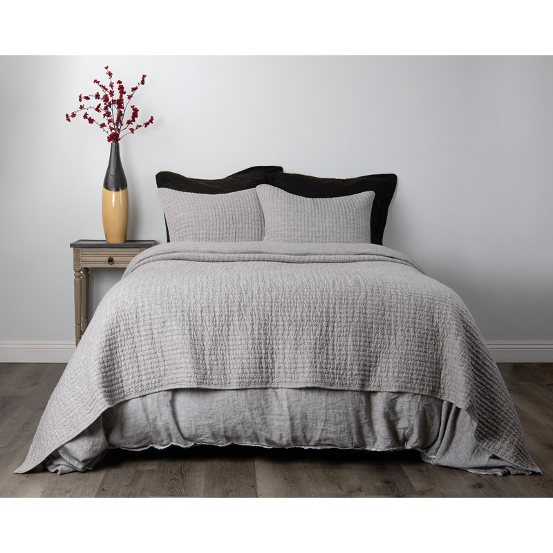 Cathalina Linen Quilt, Twin Quilt, Gray Chambray