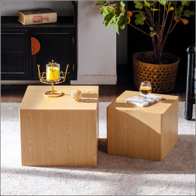 Ensemble de 2 tables basses gigognes en noyer