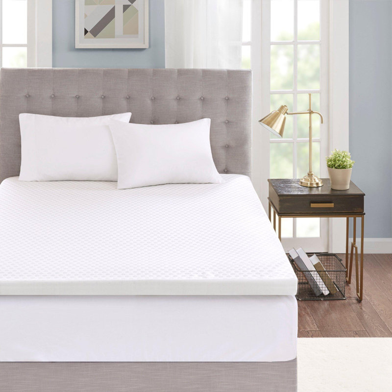 Surmatelas hypoallergénique en mousse viscoélastique gélifiée 3 po avec housse de refroidissement amovible, Très grand simple