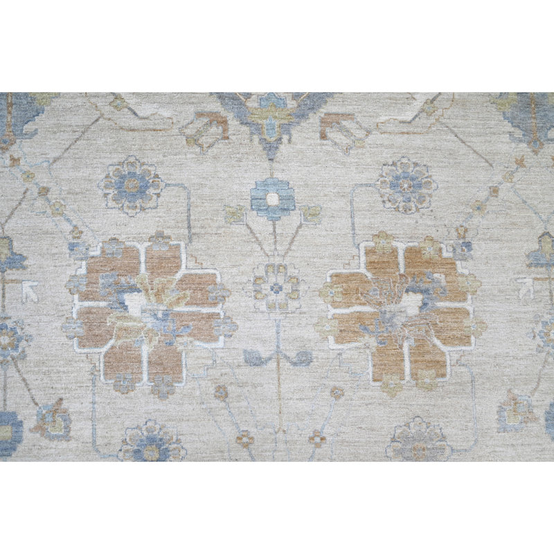 Tapis crème et argent noué à la main de haute qualité