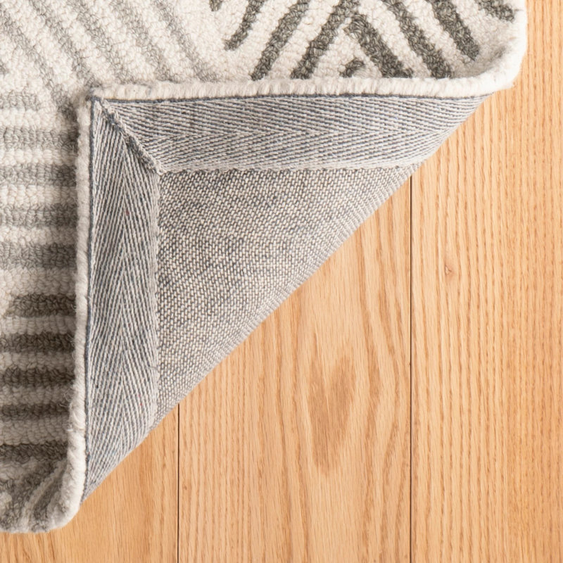 Karari Hand Hooked Wool Rug, Rectangle 4' x 6', Gray/Blue