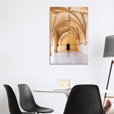 Portugal, Lisbonne. Vue intérieure du monastère Jeronimos, un site du patrimoine mondial de l'Unesco par Julie Eggers - photographie sur toile tendue