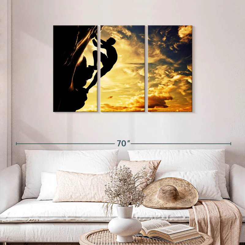 Sireci Free Climbing, 28" H x 45" W