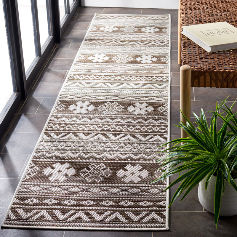 Aleyana Performance Southwestern Indoor/Outdoor Area Rug, Runner 2'2" x 9'