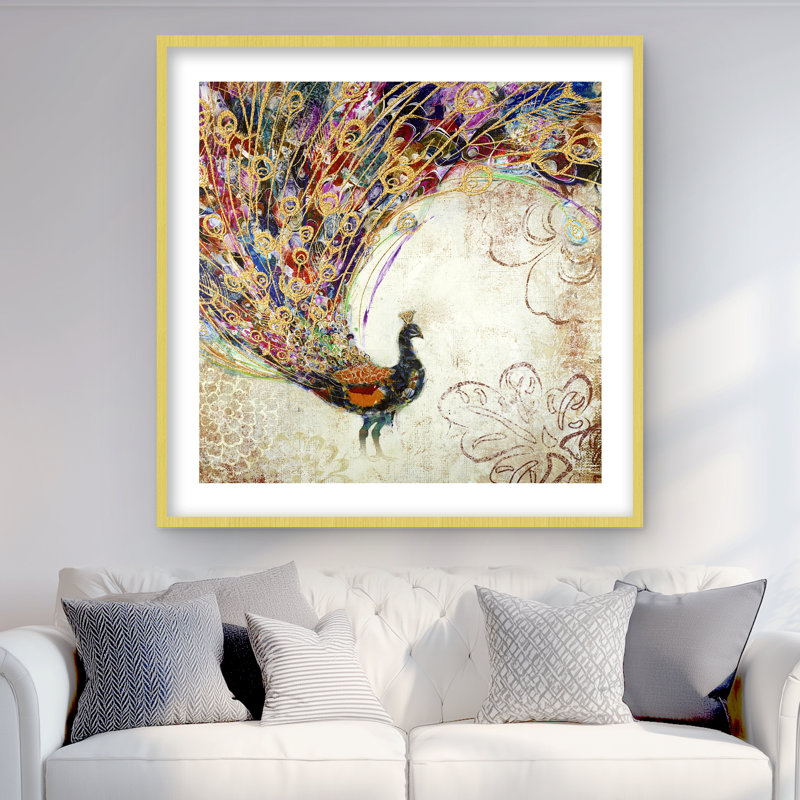Paon avec des plumes dorées - impression encadrée contemporaine, H 36 po x l 36 po, Doré