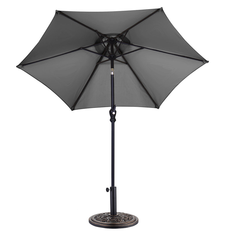 Parasol de patio 7,5 pi avec base, Gris