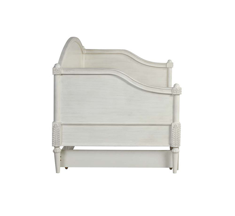 Aaeedah Daybed