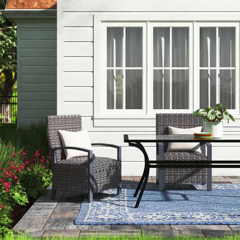 Chaise de patio avec coussin Adasha
