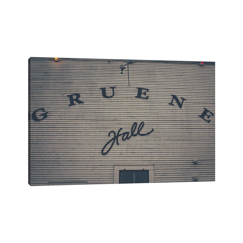 «Gruene Hall» par Ann Hudec - reproduction d'art sur toile tendue, H 8 po x l 12 po x P 0,75 po