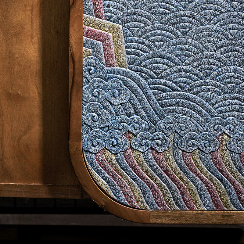 Armoire console en bois de camphre massif