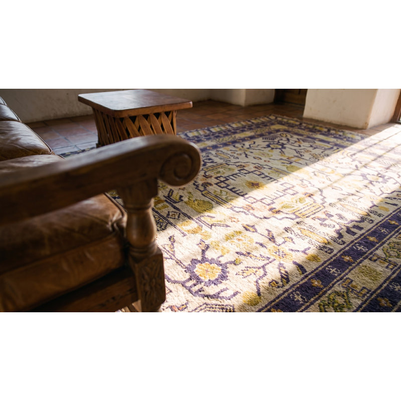 Tapis chinois ivoire sur fond ivoire