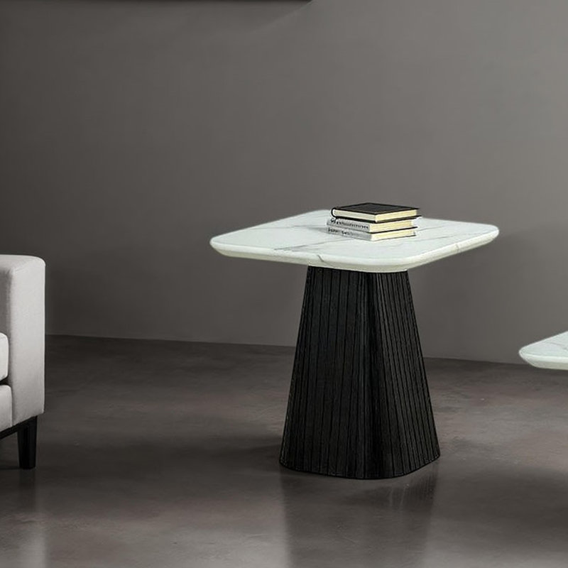 Table de bout carrée de style contemporain