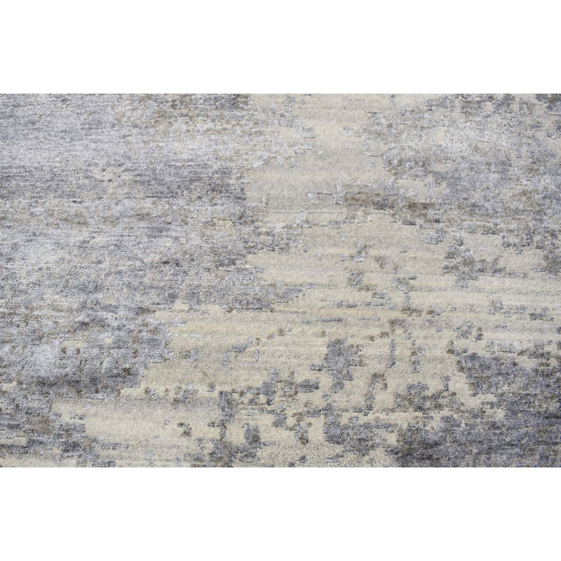Abstract Area Rug in Silver, Rectangle 2' x 3'