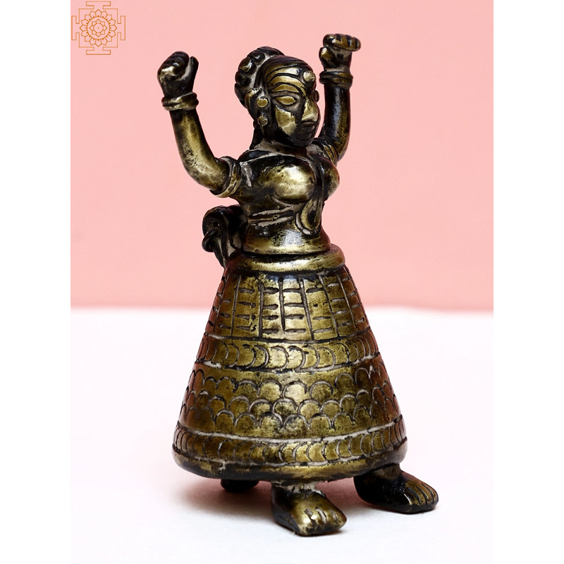 People Figurines & Sculptures