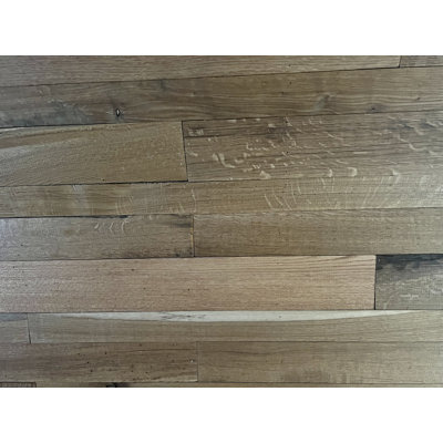 Panneaux muraux en bois de grange de largeur aléatoire x de longueur variable en brun