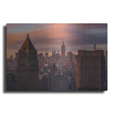 «Golden Light New York Low Clouds» par Bruce Getty