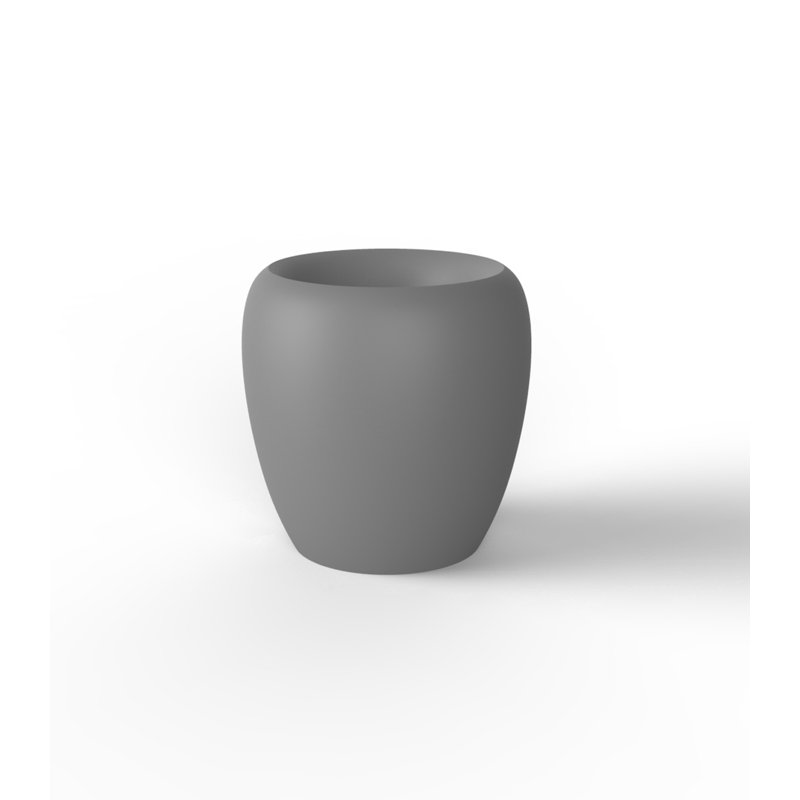 Blow Resin Pot Planter, Steel, 31.5" H x 31.5" W x 31.5" D