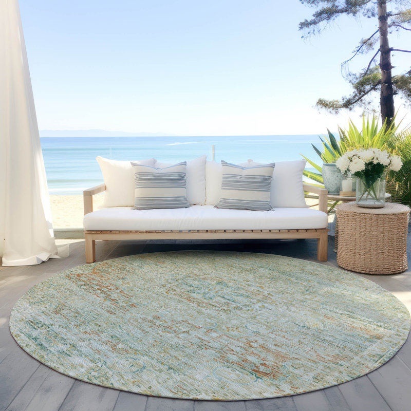 Tapis intérieur / extérieur vert Rosantha, 2'3" x 7'6"