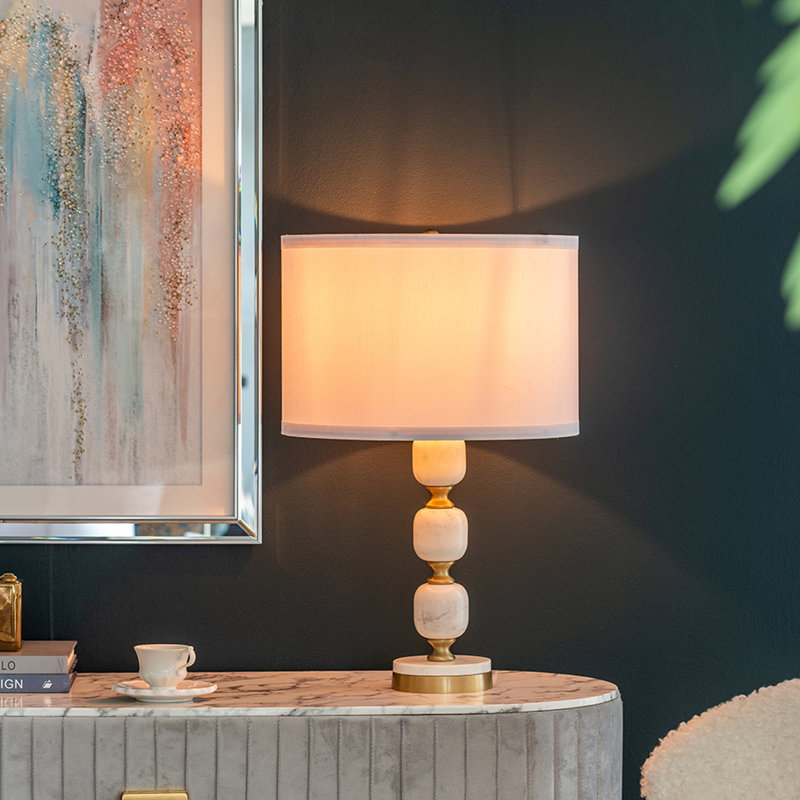 Lampe de table de style moderne