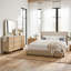 Ensemble de chambre à coucher grand lit 4 pièces Lno, canne en résine, bois beige, revêtement beige-114565953
