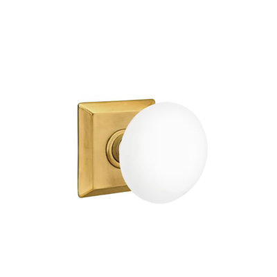 Ensemble de boutons de passage Emtek avec rosette Quincy et bouton en porcelaine blanc glacé