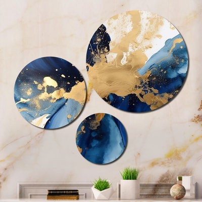 Abstract Wall Decor on Metal
