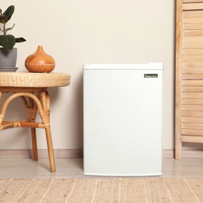 Magic Chef 2,6 pieds cubes Petit réfrigérateur compact avec compartiment congélateur pour chambre à coucher, appartement, chambre de dortoir, bureau