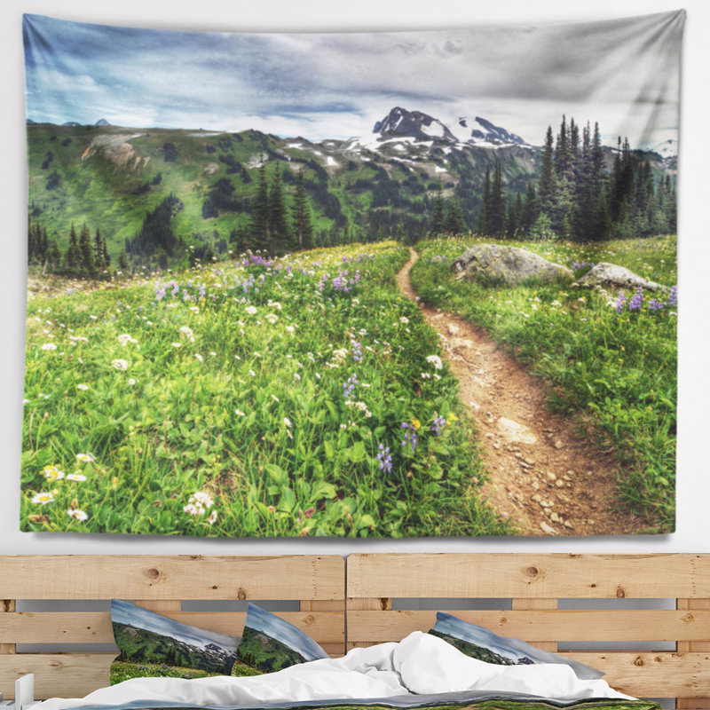 Chemin de polyester à travers des champs à fleurs tapisserie avec accessoires suspendus inclus, H 50 po x l 60 po