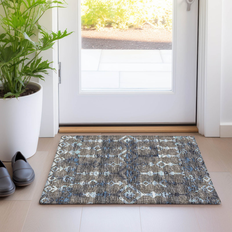 Fayina Area Rug with Non-Slip Backing, Rectangle 1'8" x 2'6"