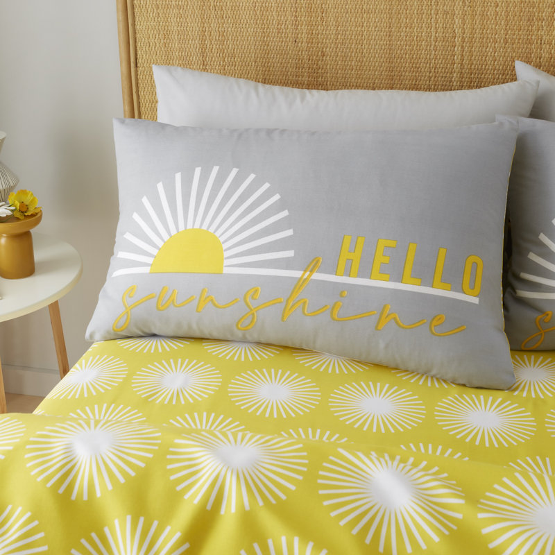 Sunburst Pattern Duvet Cover Set Made from Polycotton Bedding With Pillowcases - Available in Double King Bed, King