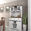 Garde-manger avec tablettes, portes et tiroirs