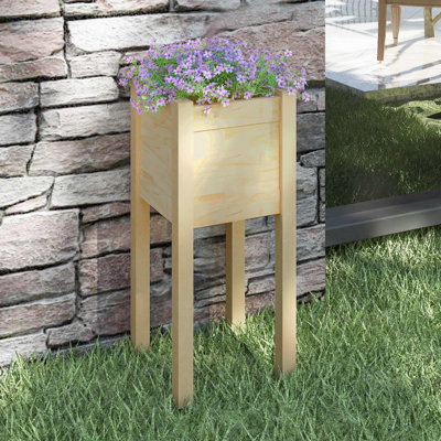 Erhöhter Übertopf Alasha aus Holz