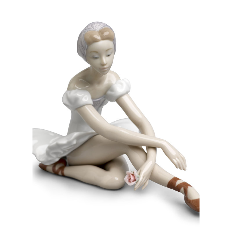 Ballet Figurine