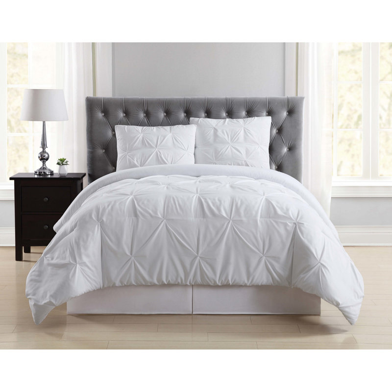 Truly Soft Everyday Pleated 4 Piece Removeable Cover Comforter Set, White, Twin Extra Long Duvet Cover + 2 Additional Pieces