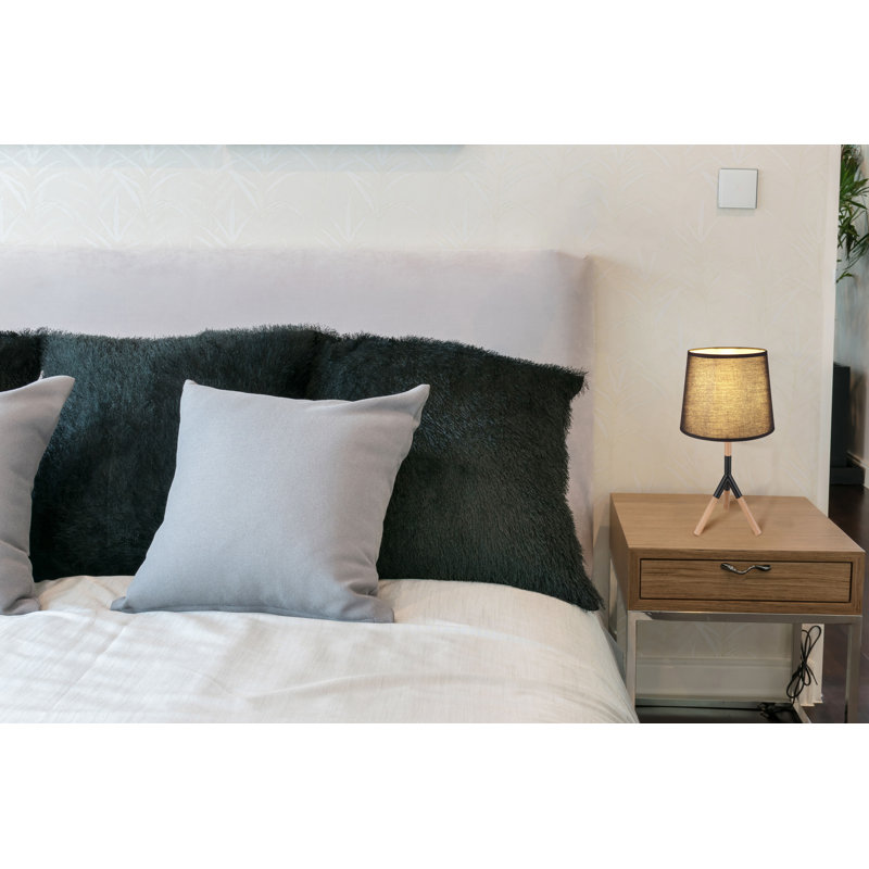 Nenana Metal Tripod Lamp