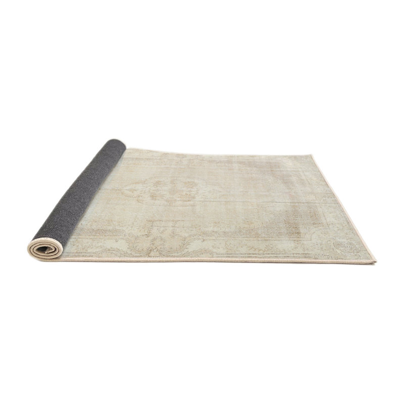 Anson Oriental Indoor Rug, Round 3'