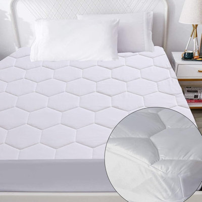 Cianchette Elastic Mattress Protector
