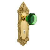 Victorian Plate with Decorative Keyhole and Waldorf Emerald Door Knob