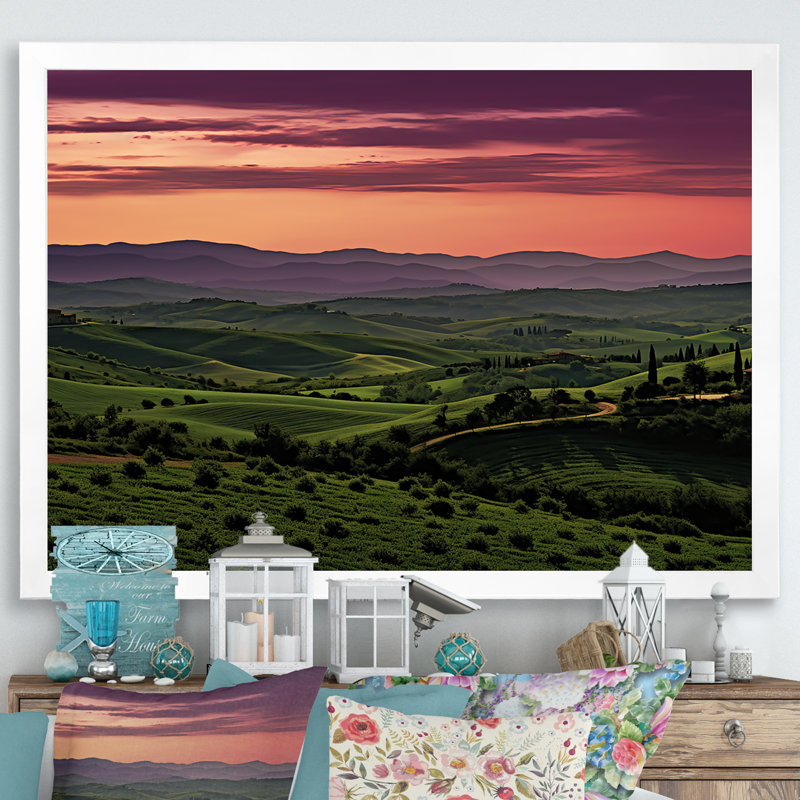 Toscane, crépuscule sur toile, Cadre simple blanc, H 16 po x l 32 po x P 1 po