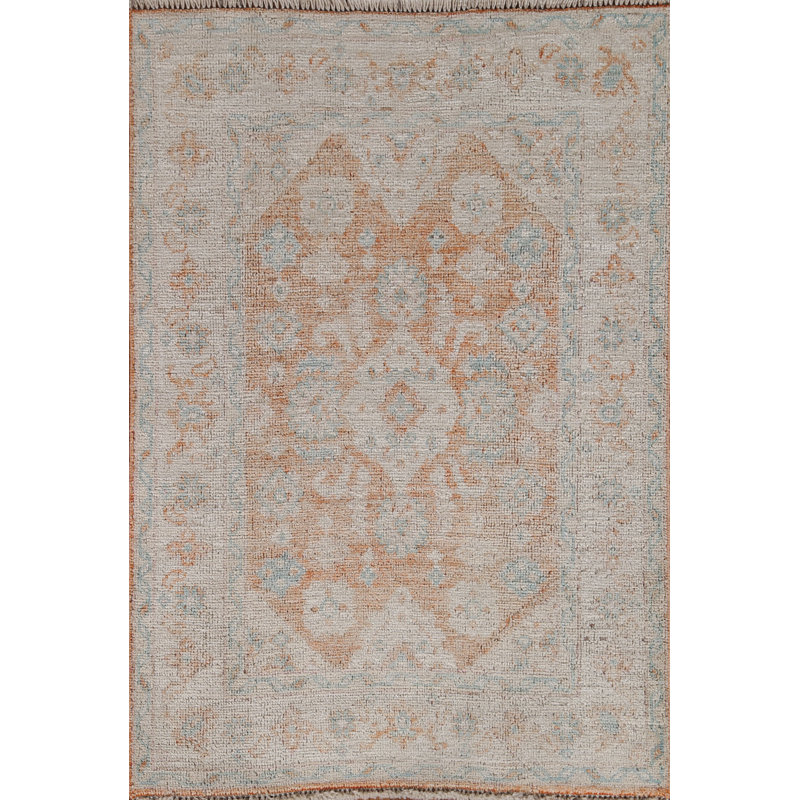 Tapis unique en laine pêche 2 pi 10 po x 3 pi 11 po One Age