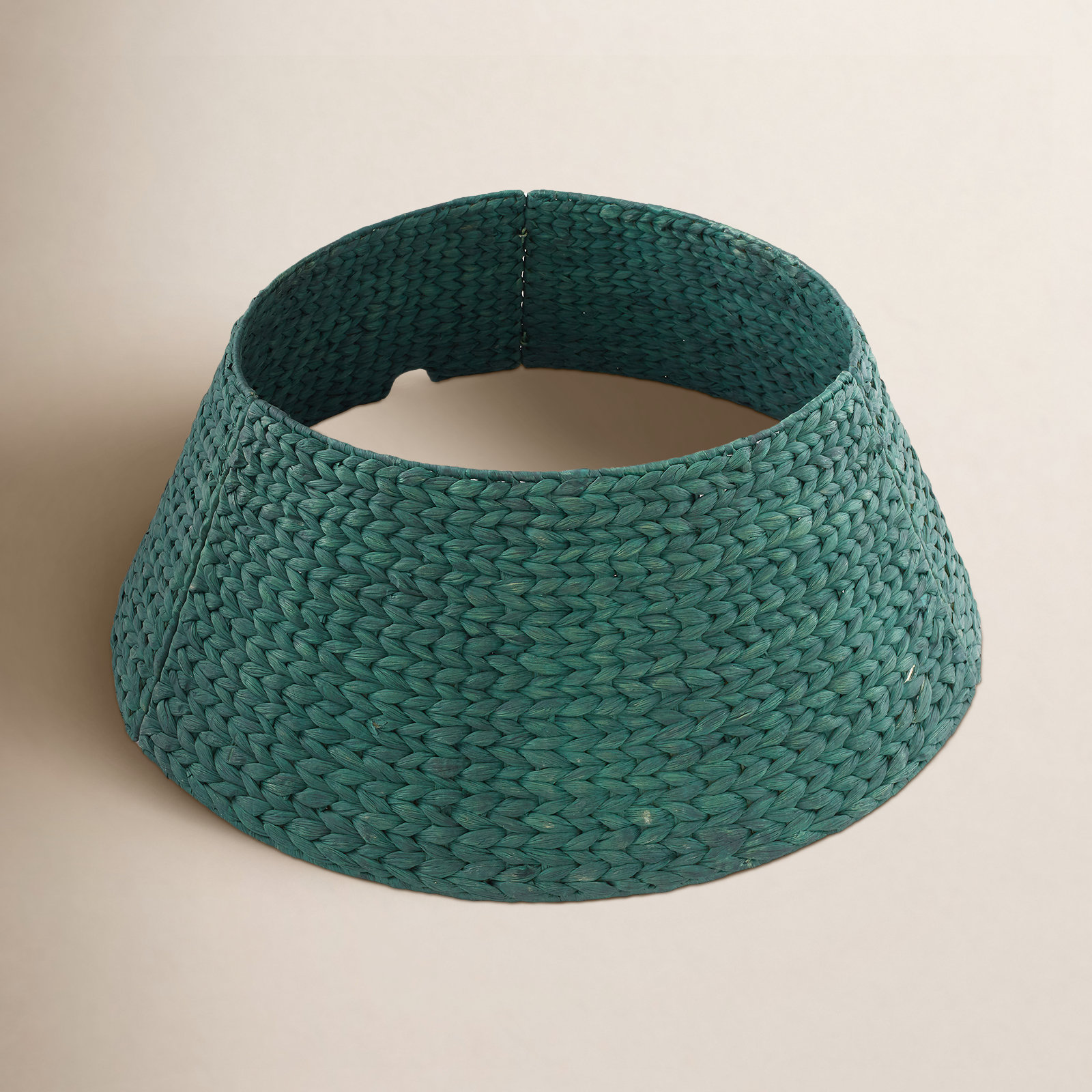 Water Hyacinth Tree Collar, 12" H x 32" W, Green