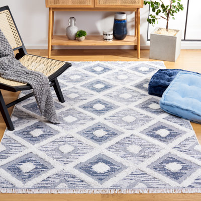 Caleb Geometric Area Rug in Navy / Ivory