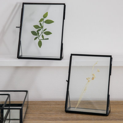 Metal Floater Picture Frame