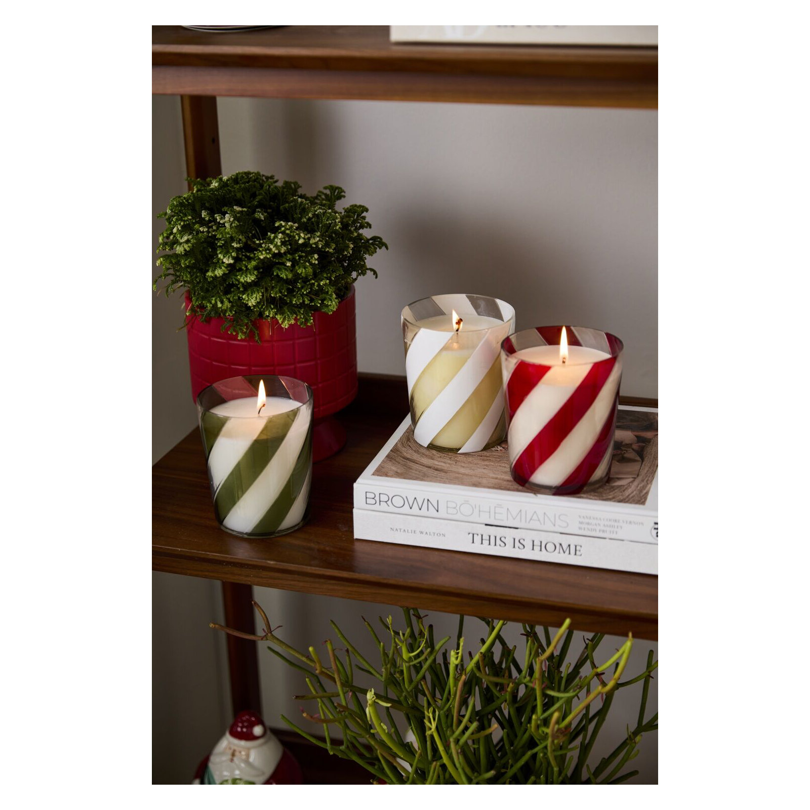 Candle 4"x 4.75"