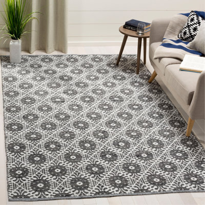 Tapis géométrique tissé à la main Clemence