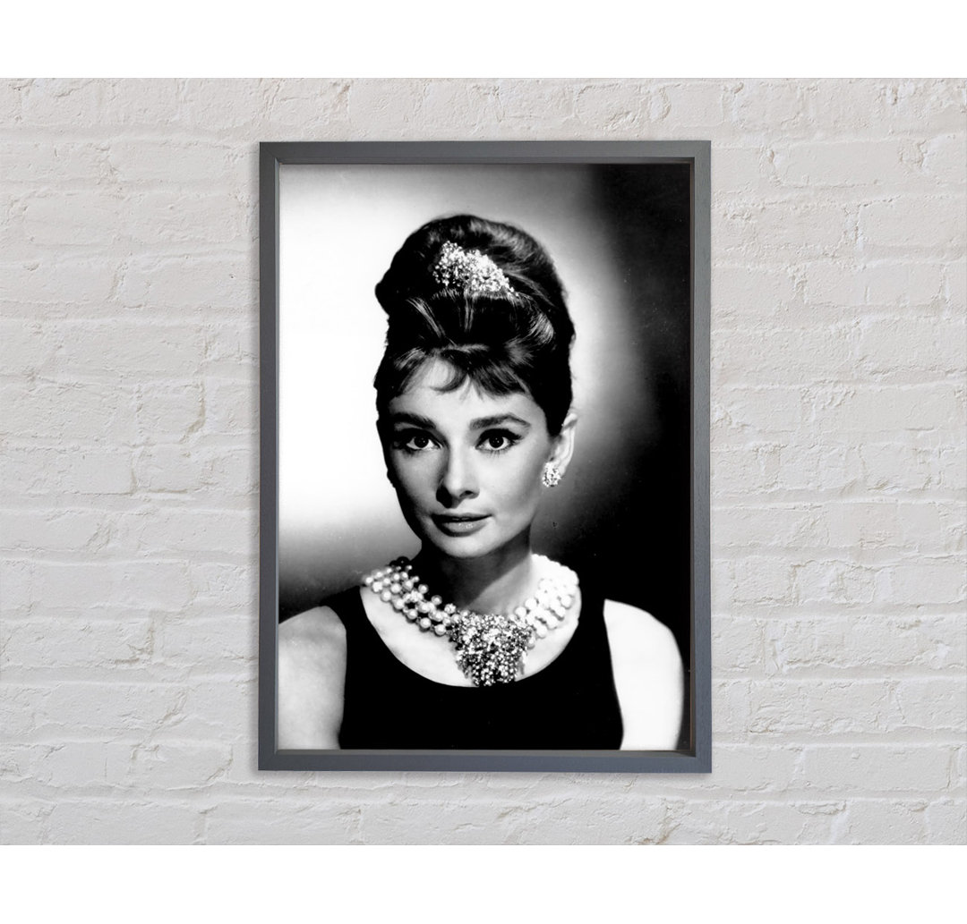 Audrey Hepburn Diamanten und Perlen - Druck