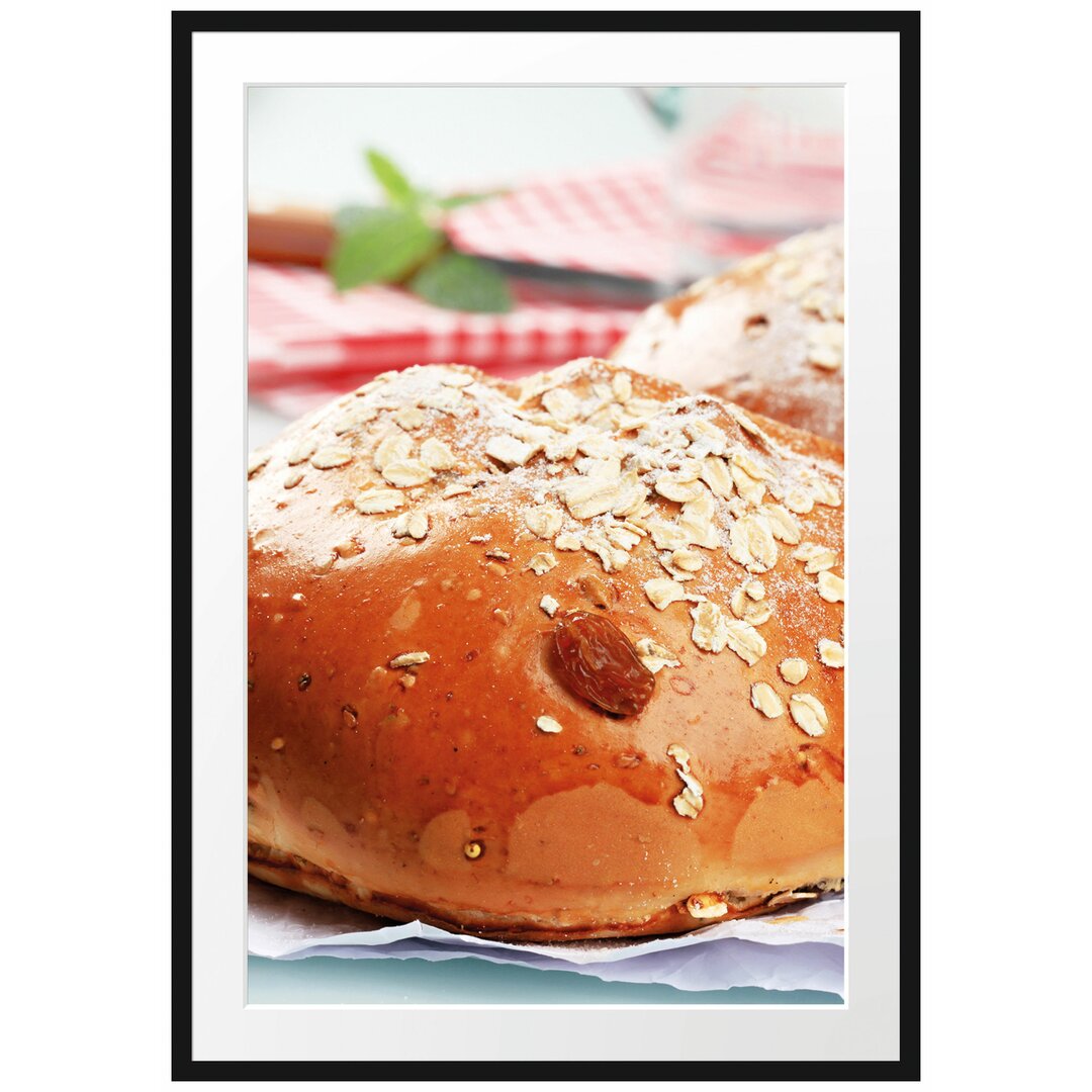 Gerahmtes Poster Süße Rosinenbrötchen