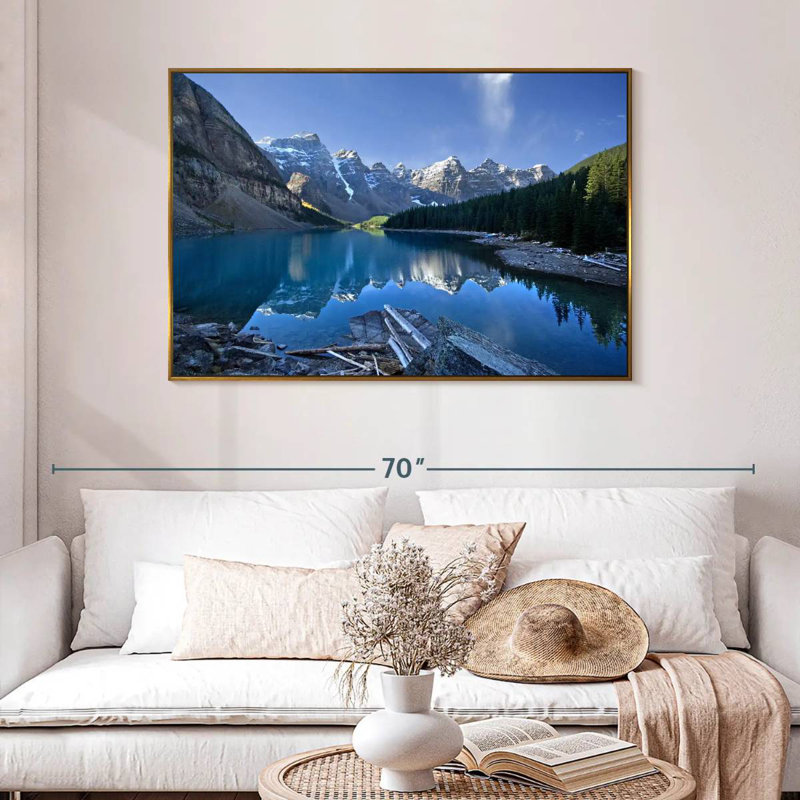 Lac pittoresque de la Moraine, 46 po x 31 po, Cadre flottant doré