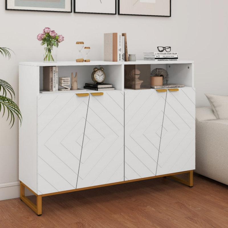 Buffet moderne avec 4 portes et tablettes réglables